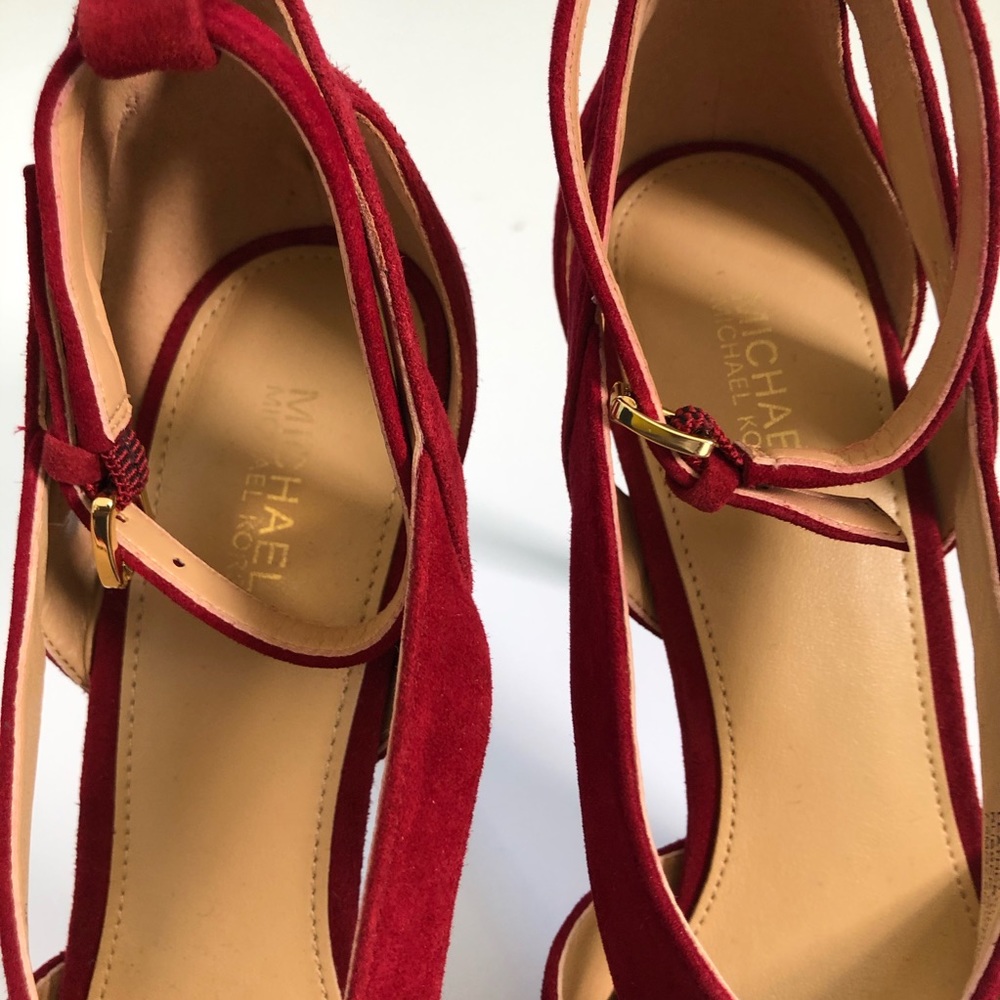 Michael Kors Suede Pumps - Picture 4 of 5